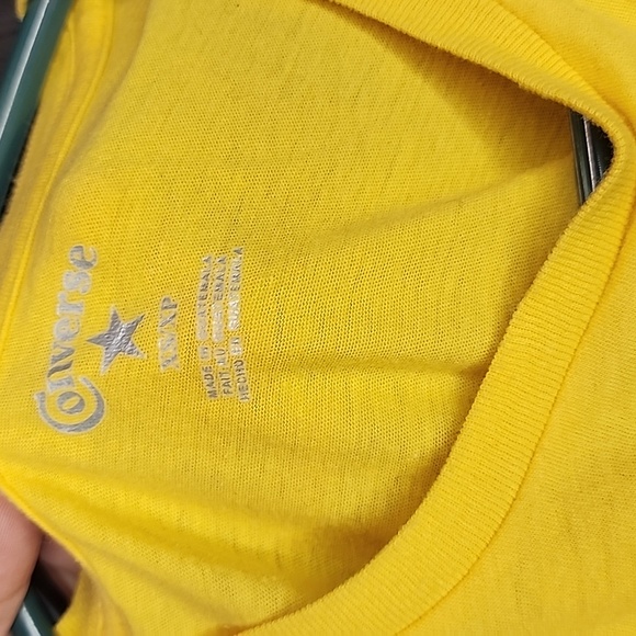 3 T-shirts in excellent like new condition. - Picture 5 of 5